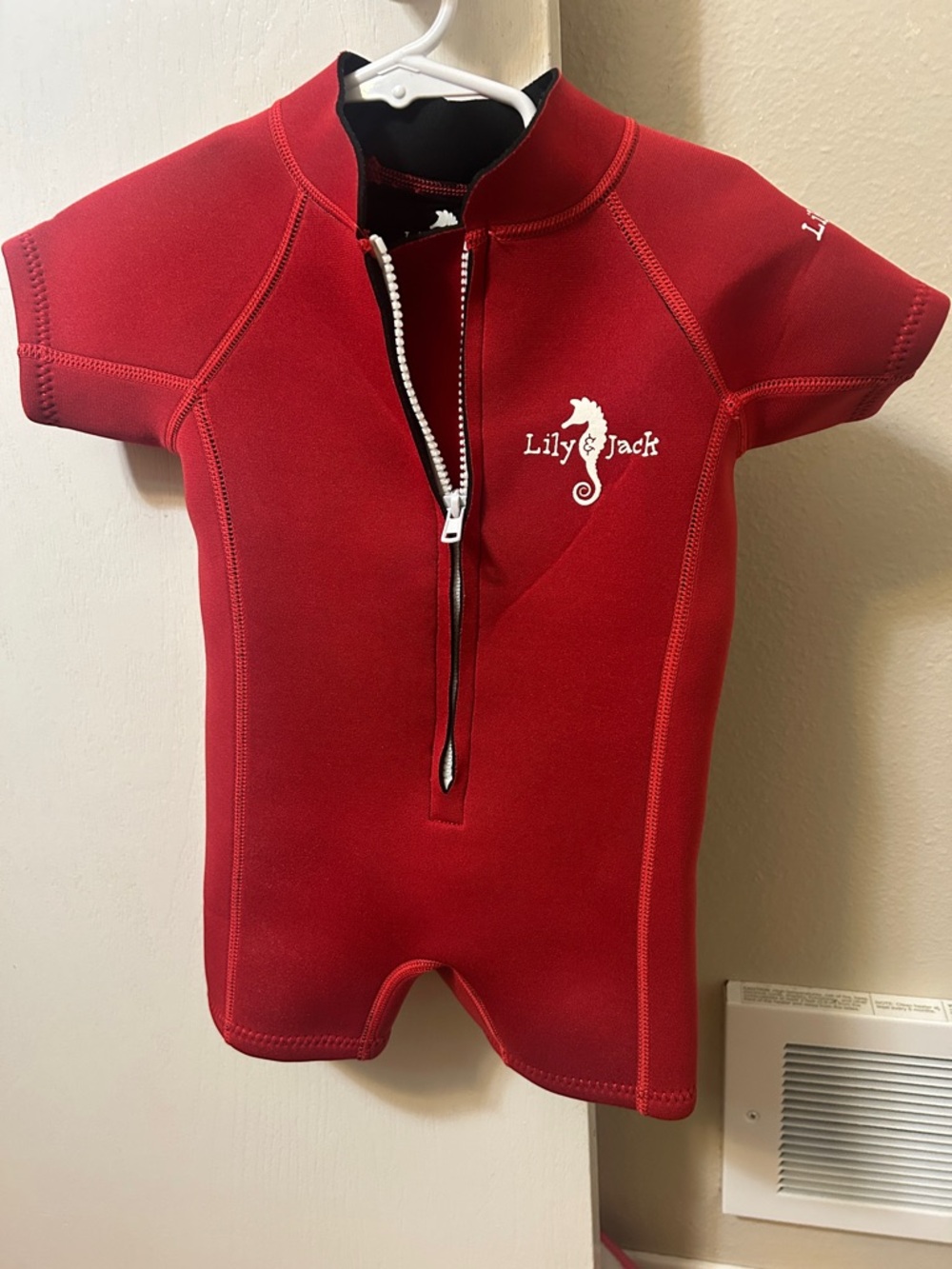 Size M (18-24 M) Kids Red Short-Sleeve Wetsuit